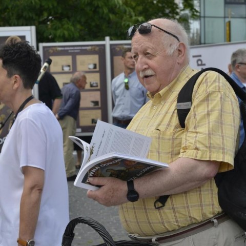 Powiększ obraz: zdjęcie w otwarcia wystawy