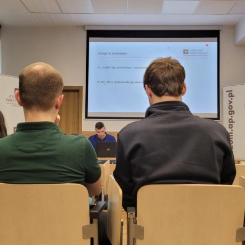 Powiększ obraz: Wizyta studentów - 1
