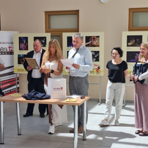 Powiększ obraz: Wystawa zdjęć z Ulicy Teatralnej - 2